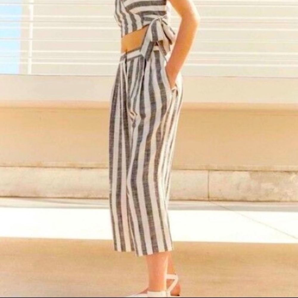 ASTR Striped Linen-Blend Crop Wide Pants